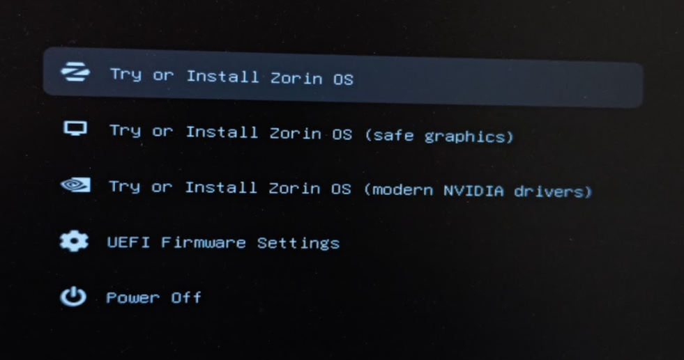 Zorin OS インストール用USBメモリーからインストーラーをブートする